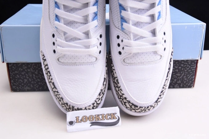 UNC Jordan CT8532-104 3 Air 0822